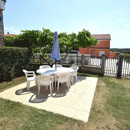 דירה Upscale In Banjole With Pool