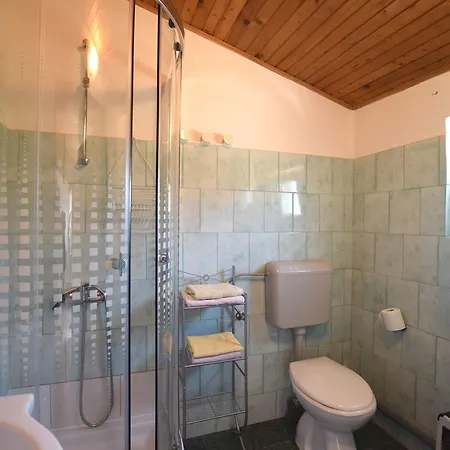 Upscale In Banjole With Pool Медулин